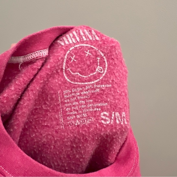 Nirvana smiley face Pink Crewneck Sweatshirt S/M - Picture 3 of 3